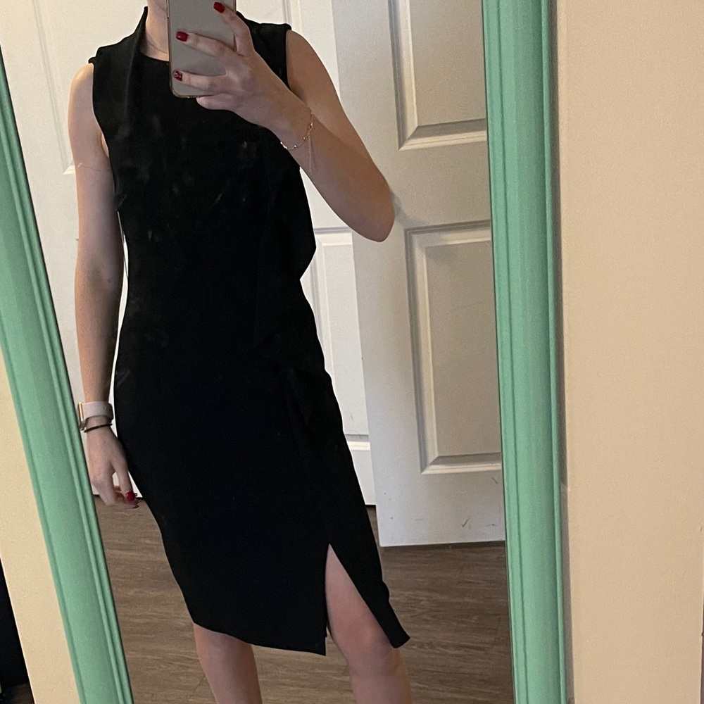 Brand new TAHARI ASL BLACK SIMONE DRESS SIZE 2
